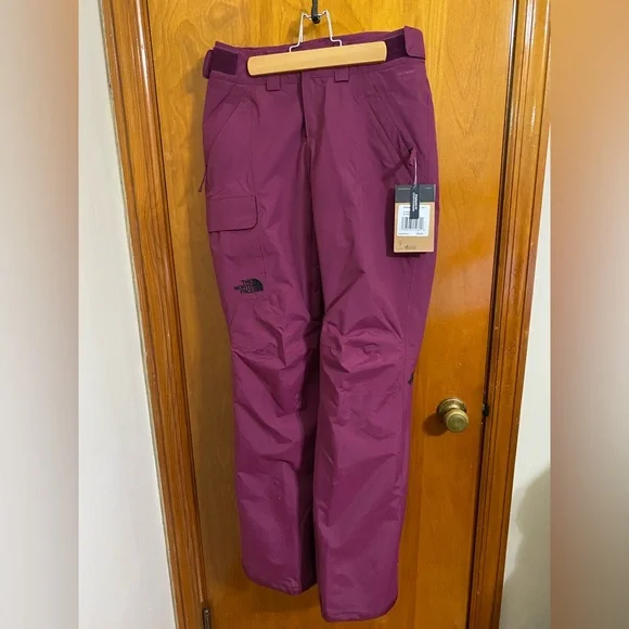 NWT Women’s The North Face Boysenberry Freedom Insulated Pant XS TP - Picture 1 of 12